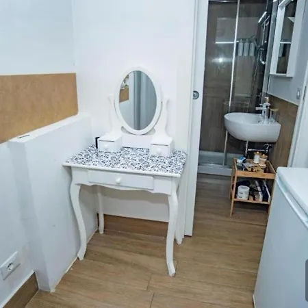 ゲストハウス Katane Room's *